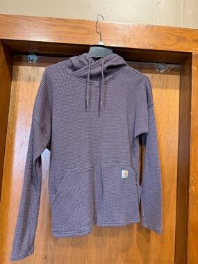 Carhartt Women’s pullover hoodie